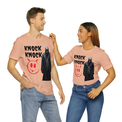 Creeper | Smiley Face | Dark Humor | Unisex | Men's | Women's | Tee | T-Shirt